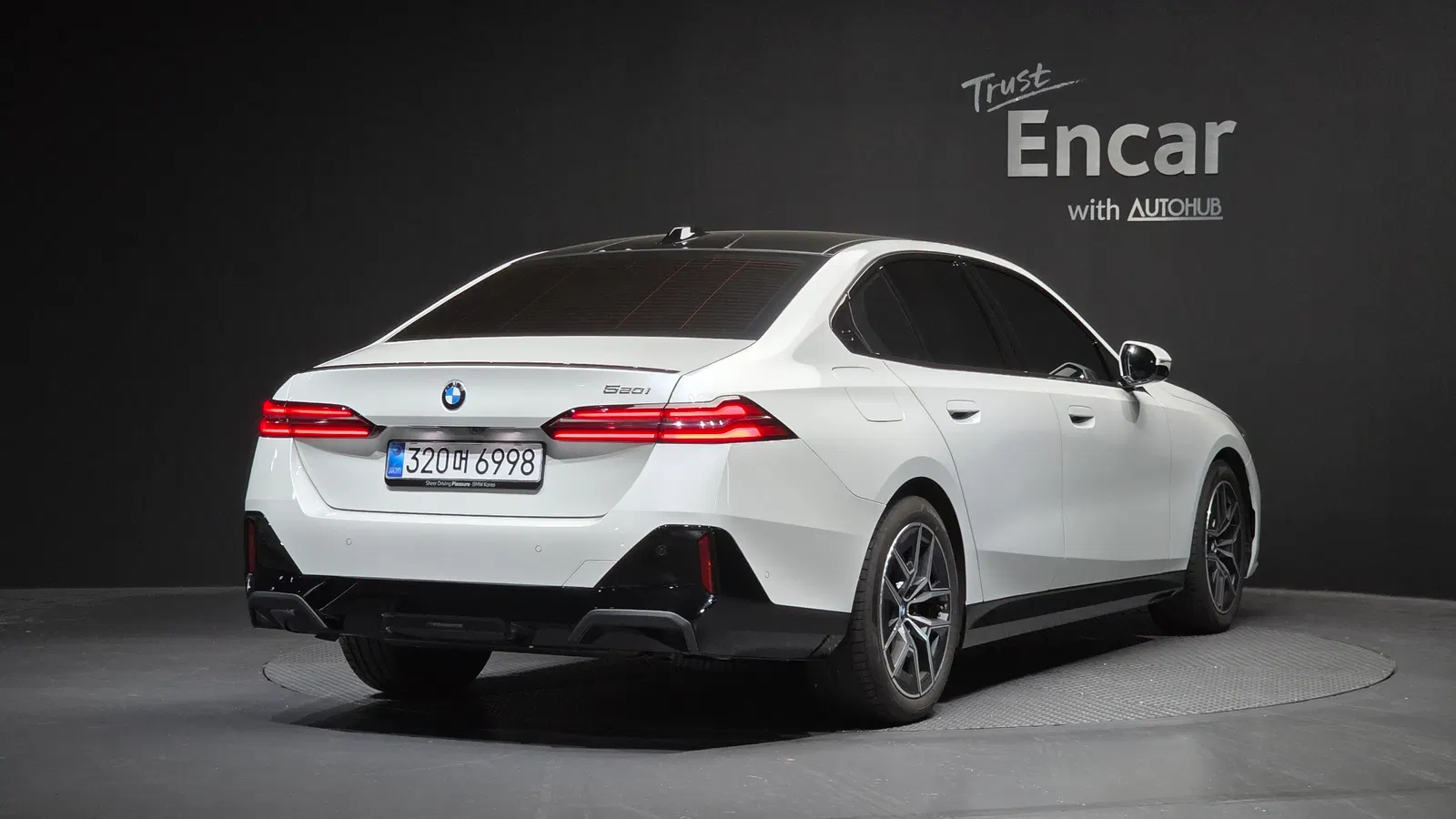 BMW Série 5 (G60) 520i Special Edition 2026 — photo 1 sur 32