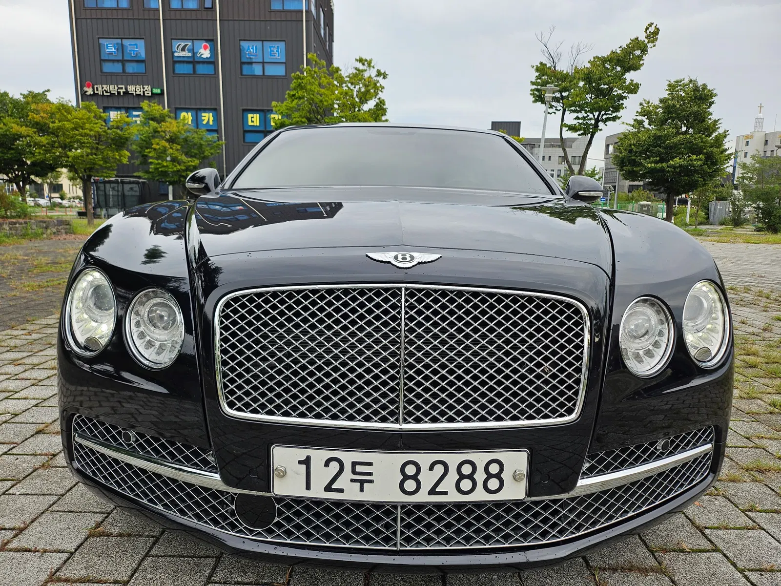 Bentley Flying Spur 2e génération 6.0 2015 — photo 1 sur 26