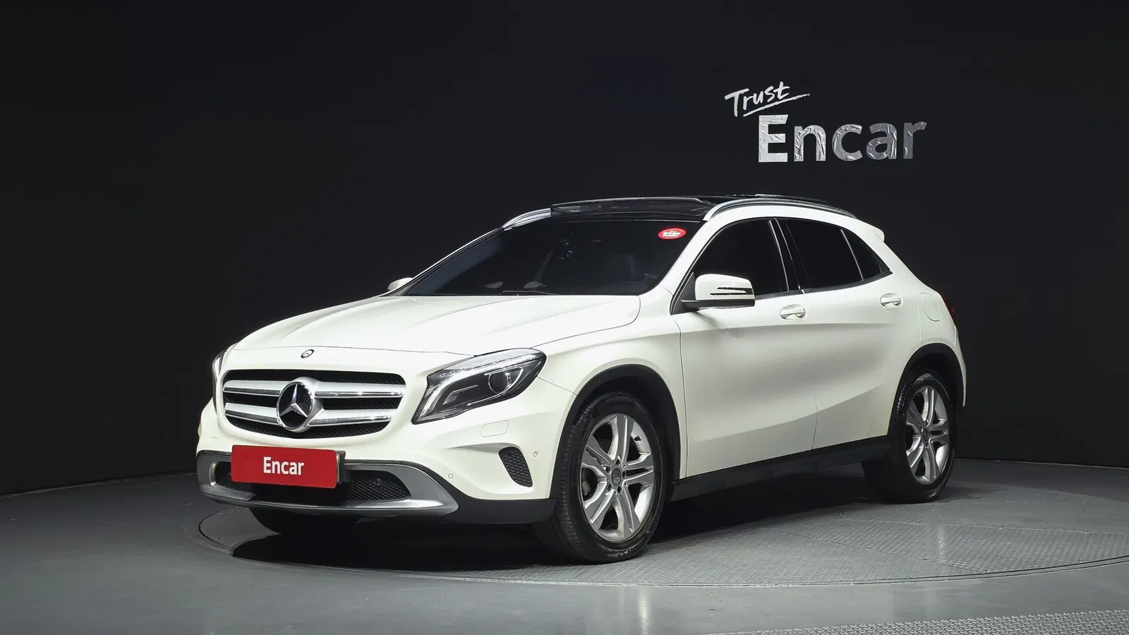 Mercedes-Benz GLA GLA200 CDI (X156) 2015 — photo 1 sur 20