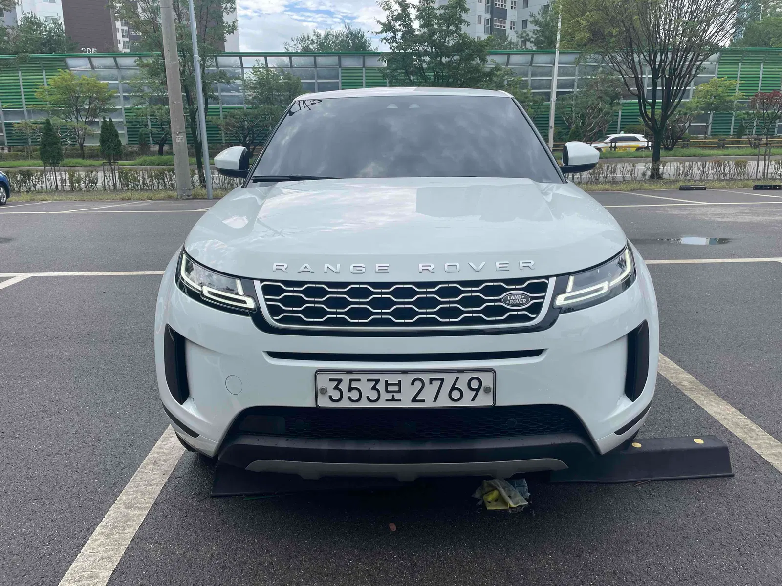 Land Rover Range Rover Evoque 2e génération P250 SE 2020 — photo 1 sur 20
