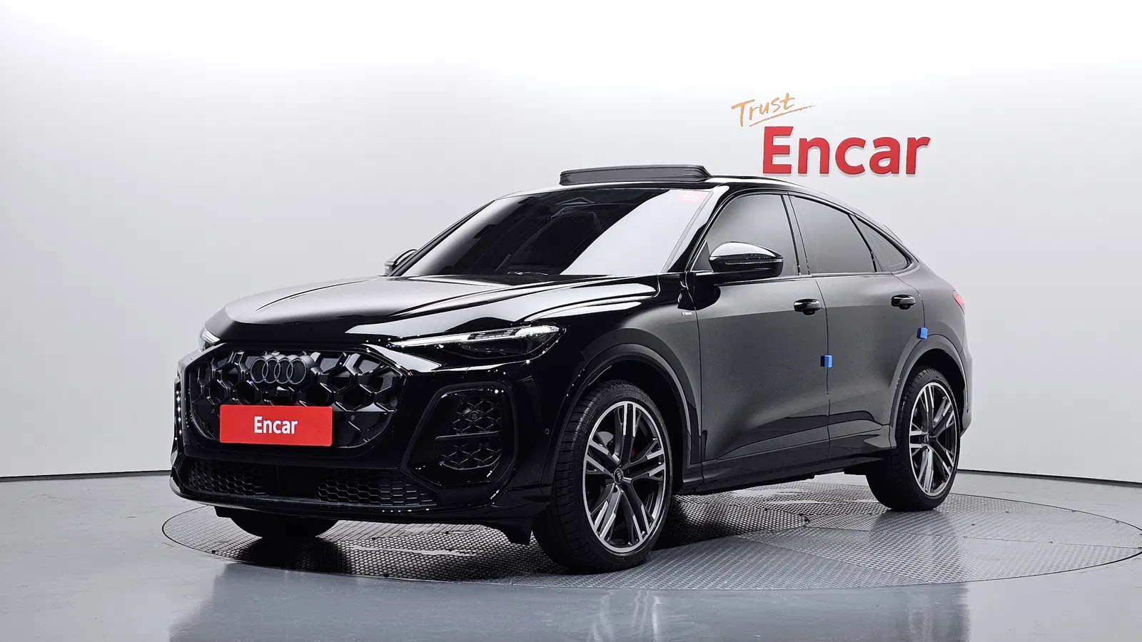 Audi Q5 (80A) 45 TFSI Quattro Sportback S Line Black Edition 2025 — photo 1 sur 43