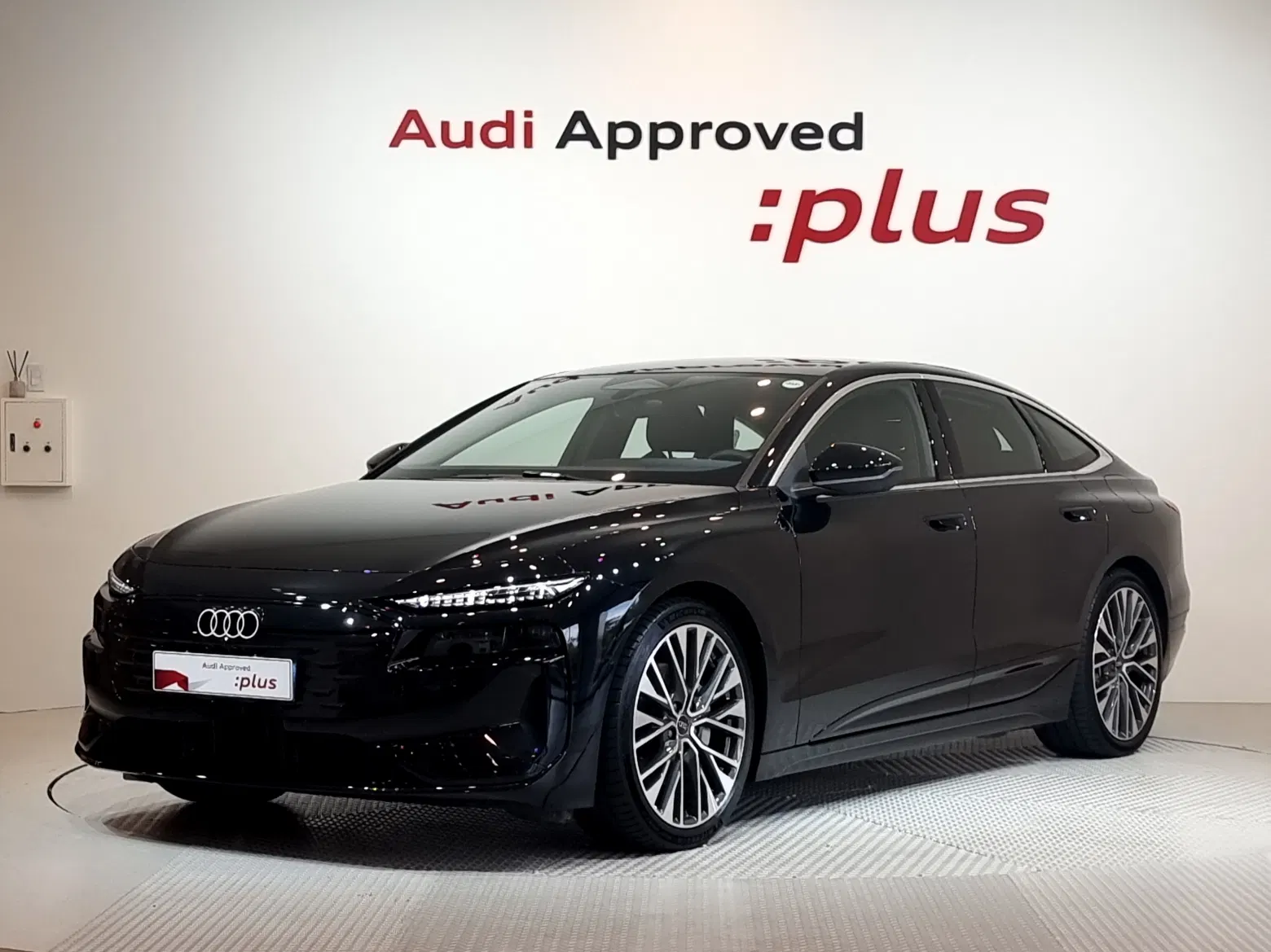 Audi A6 e-tron Performance Advanced 2025 — photo 1 sur 26