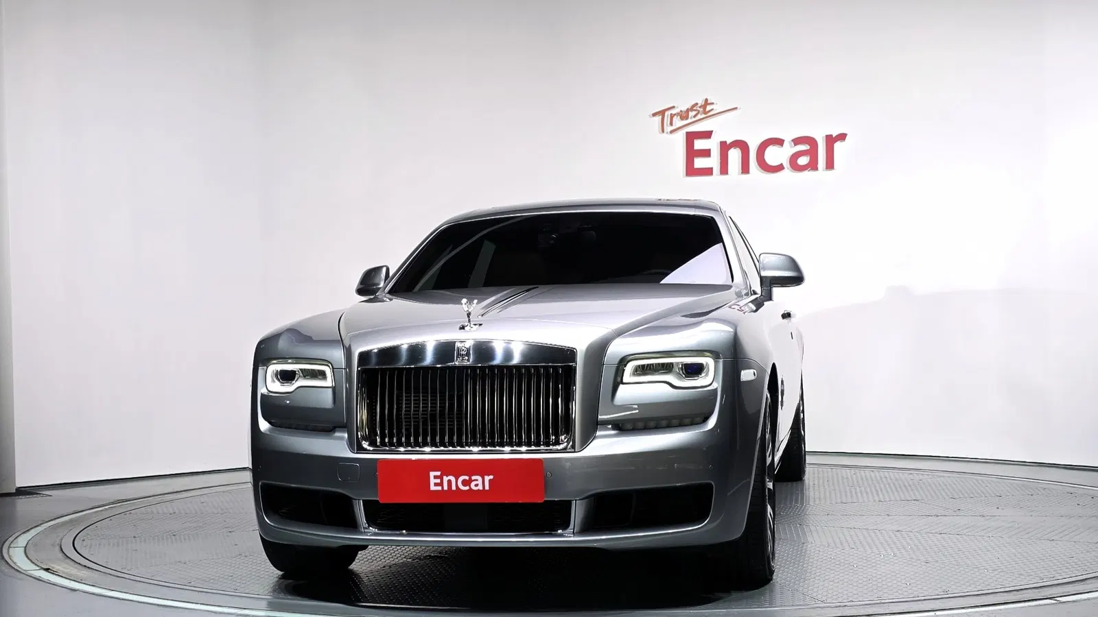 Rolls-Royce Ghost 6.6 EWB V12 2018 — photo 1 sur 26