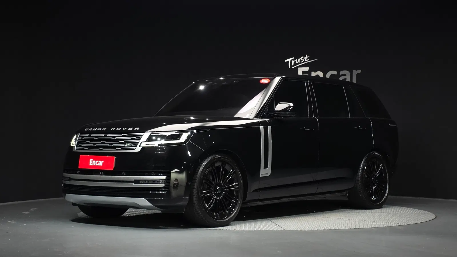 Land Rover Range Rover 5e génération P530 AB LWB 2023 — photo 1 sur 36
