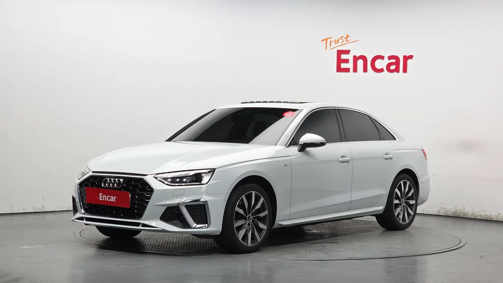 Audi A4 (B9) 40 TFSI Premium 2023 — photo 1 sur 36