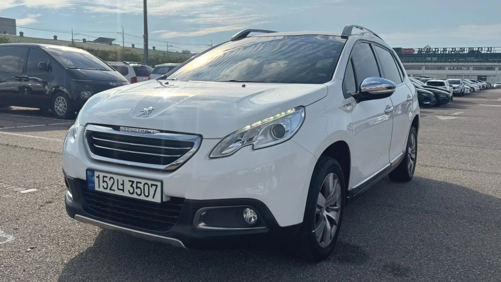 Peugeot 2008 1.6 BlueHDi Feline 2016 — photo 1 sur 26