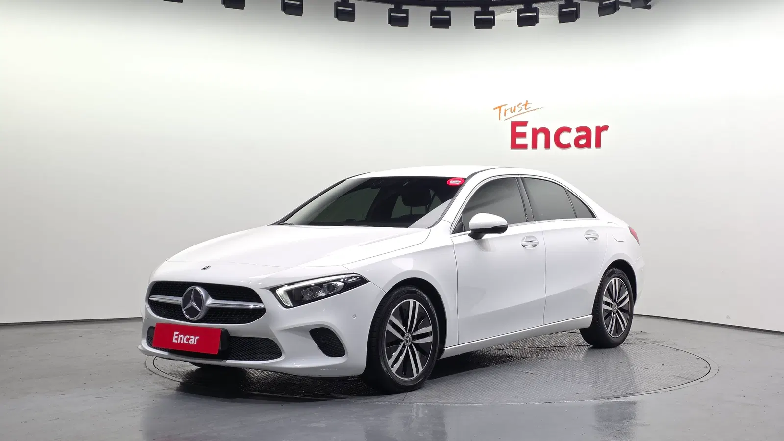 Mercedes-Benz Classe A A200d Berline (W177) 2021 — photo 1 sur 20