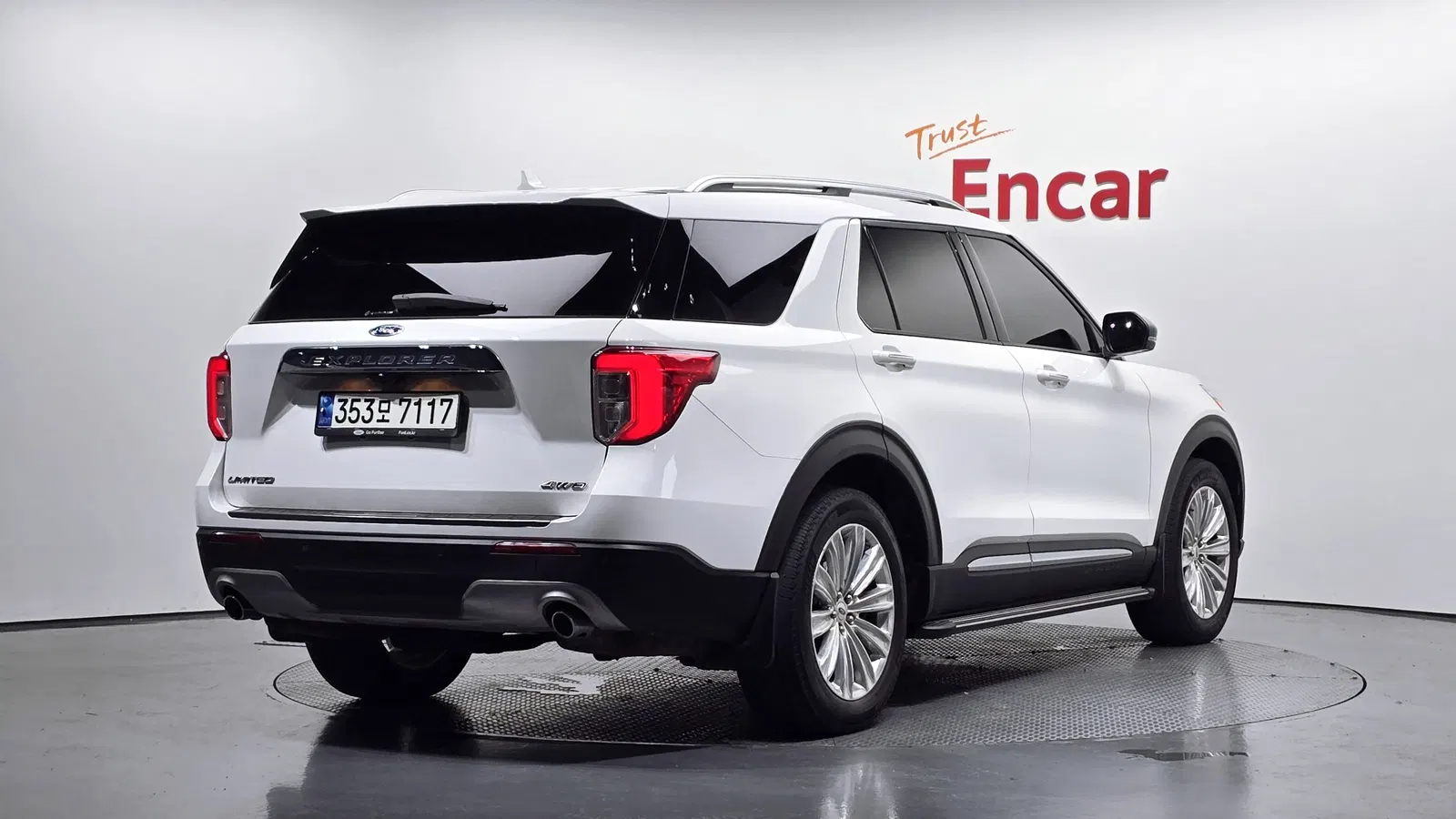 Ford Explorer 6e génération 2.3 Limited 4WD 2022 — photo 1 sur 30