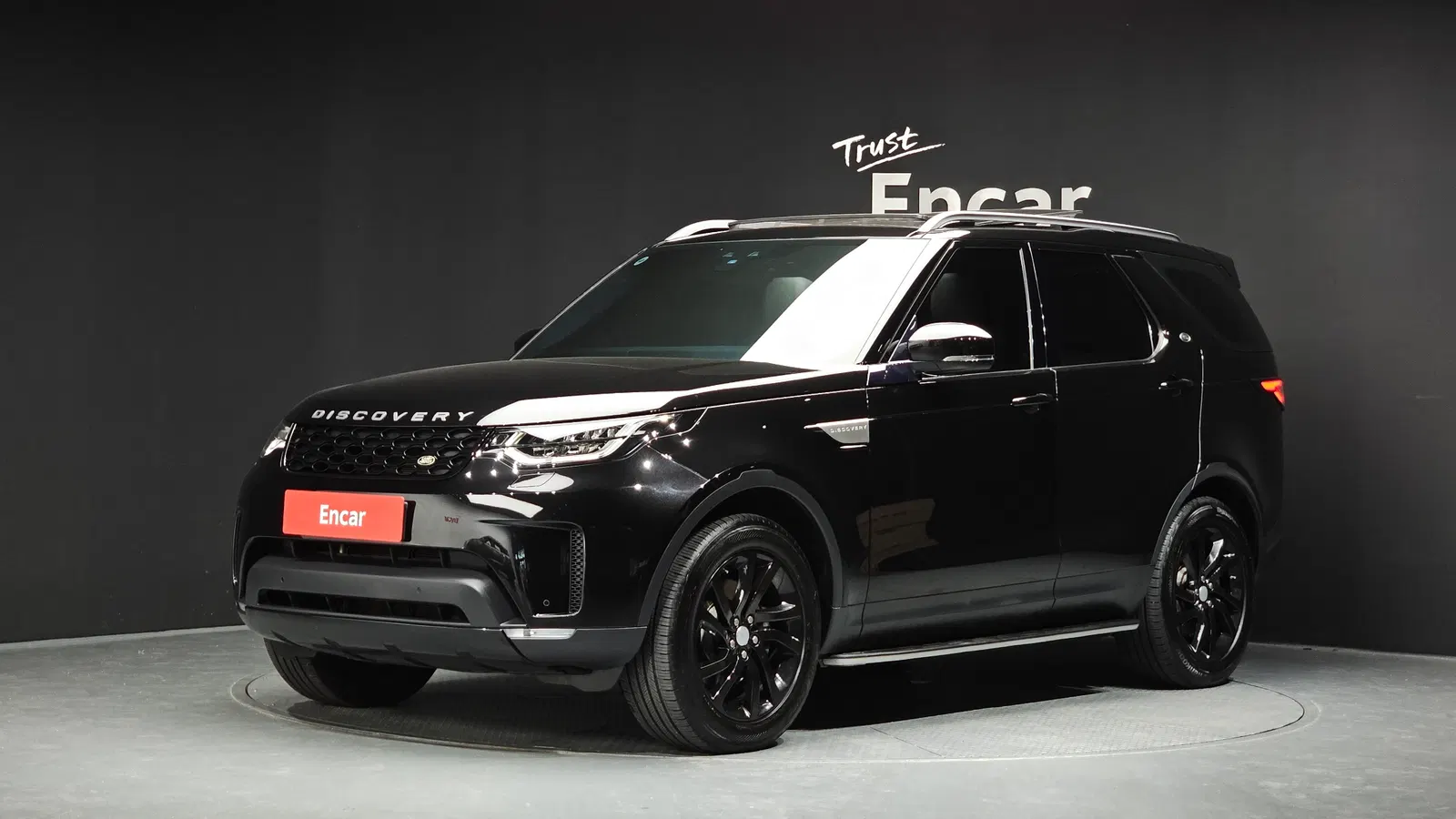 Land Rover Discovery 5 3.0 TD6 HSE 2017 — photo 1 sur 40