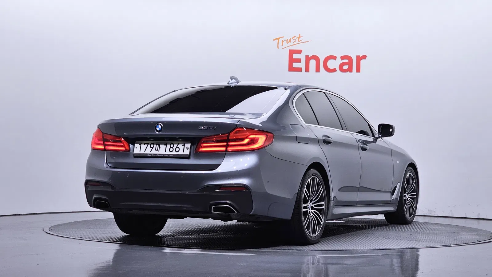 BMW Série 5 (G30) 530i M Sport Plus 2020 — photo 1 sur 30