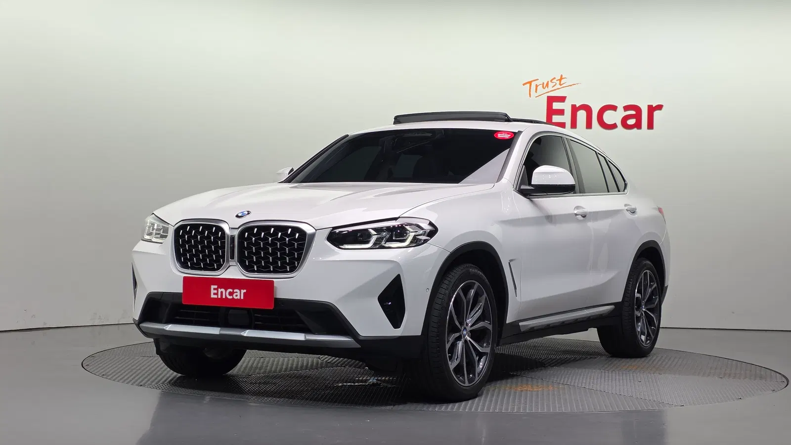BMW X4 (G02) xDrive20i xLine 2025 — photo 1 sur 37