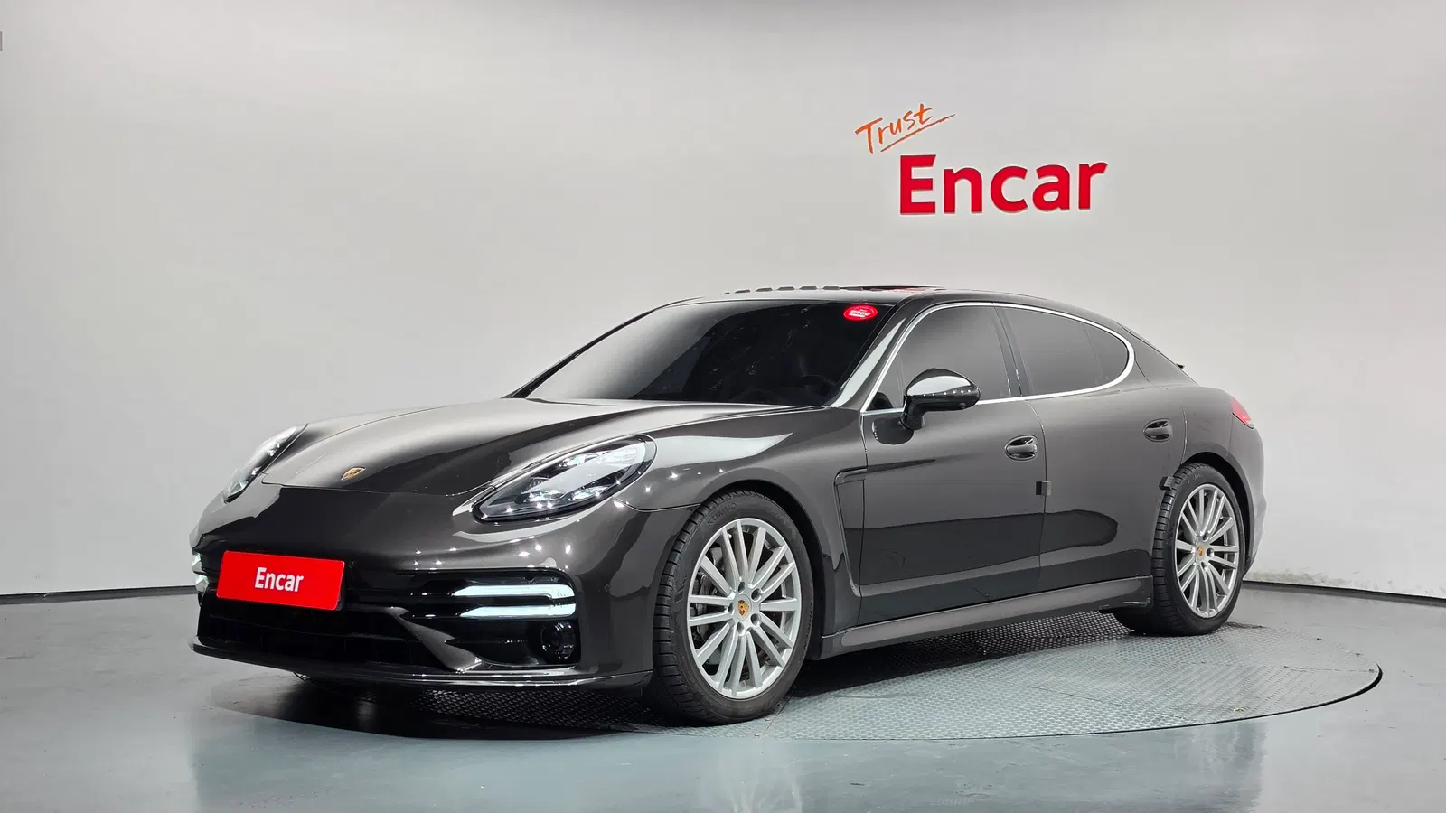 Porsche Panamera 4.8 S 2010 — photo 1 sur 20