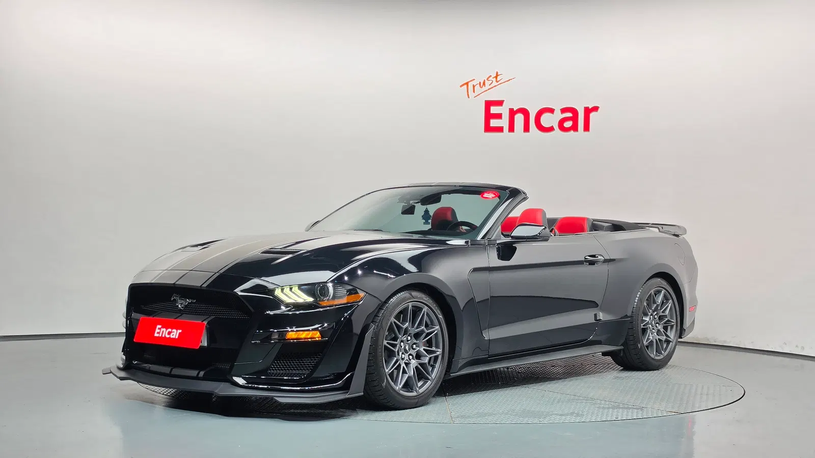 Ford Mustang GT Convertible 2019 — photo 1 sur 33