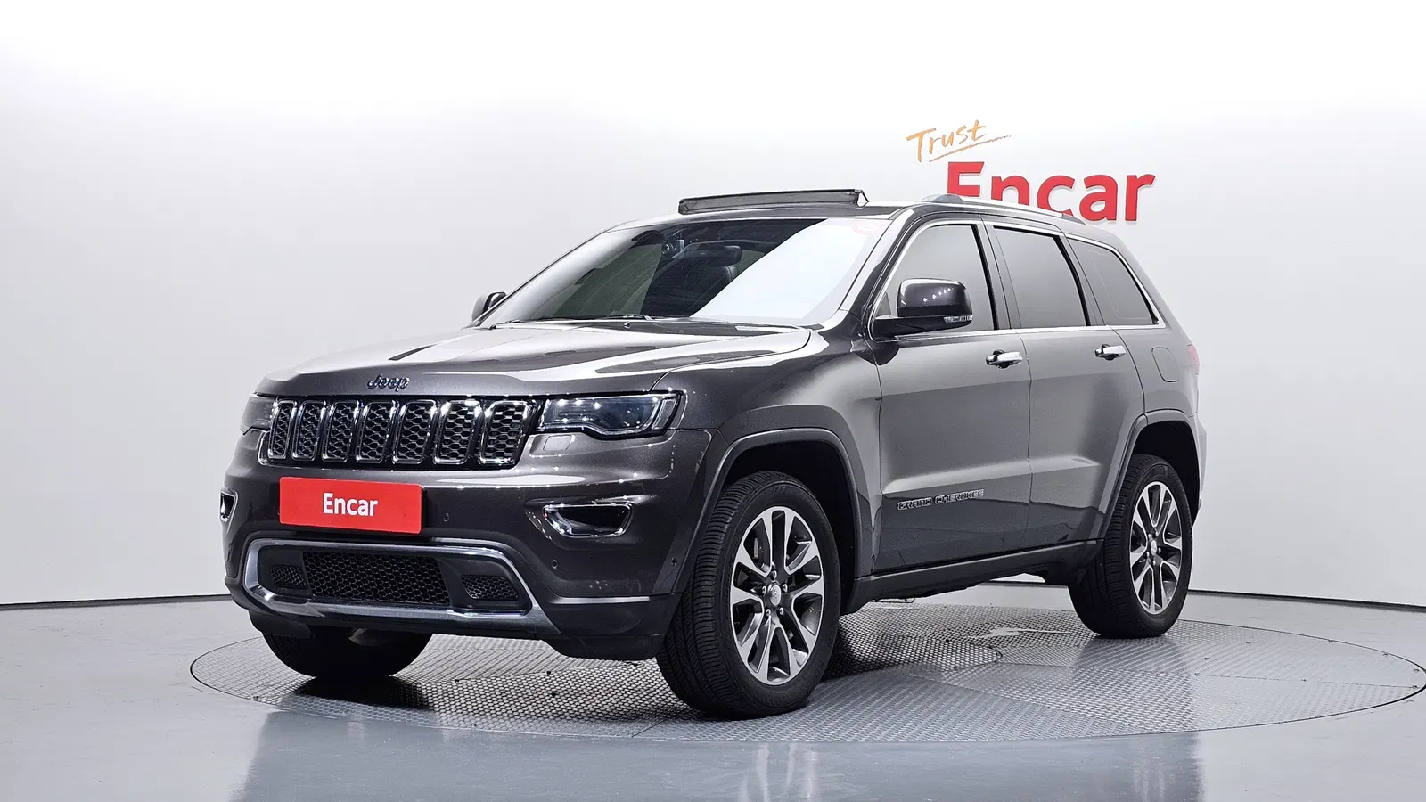 Jeep Grand Cherokee 3.6 Limited 2018 — photo 1 sur 40