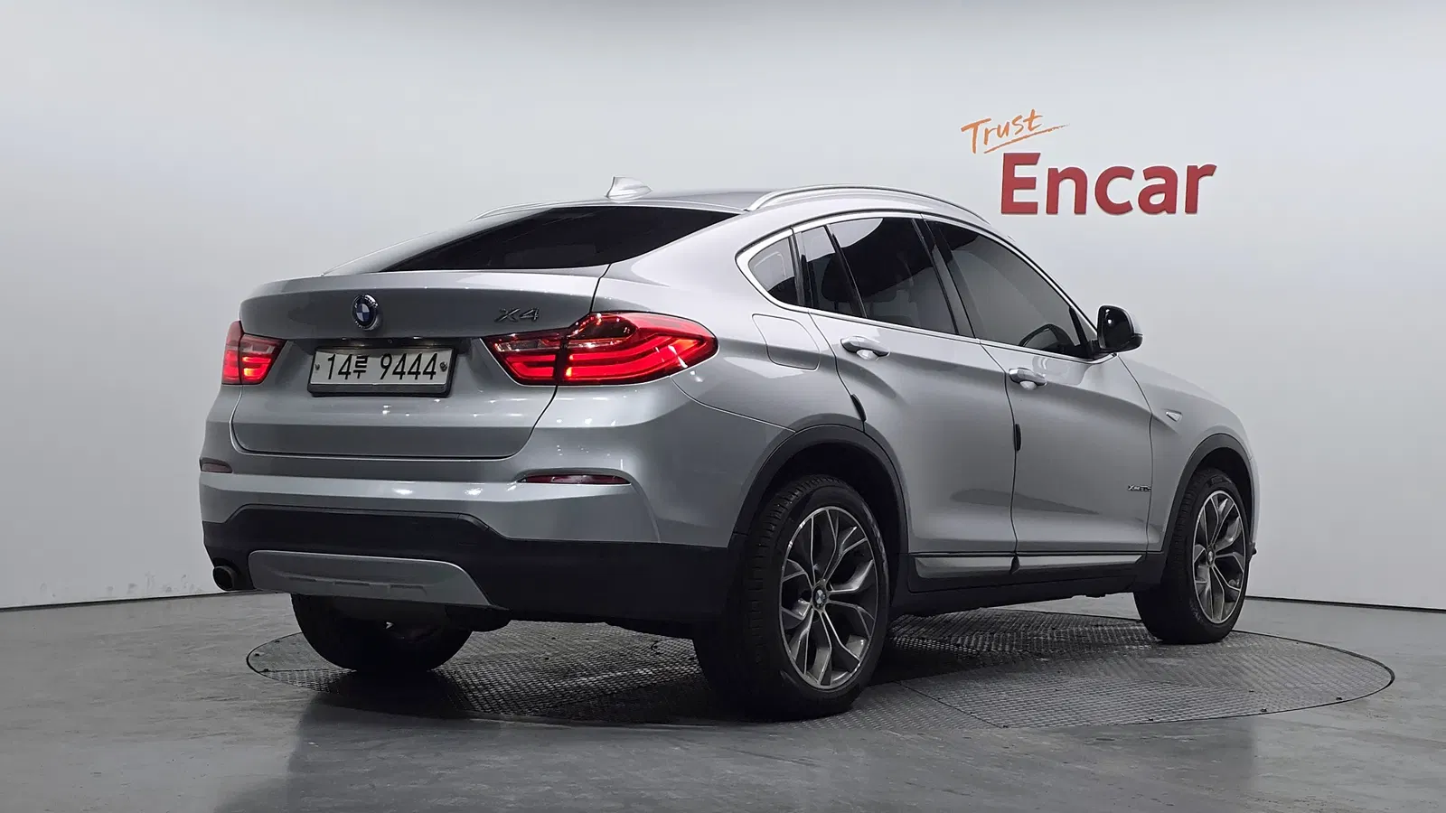 BMW X4 (F26) xDrive20d 2015 — photo 1 sur 33