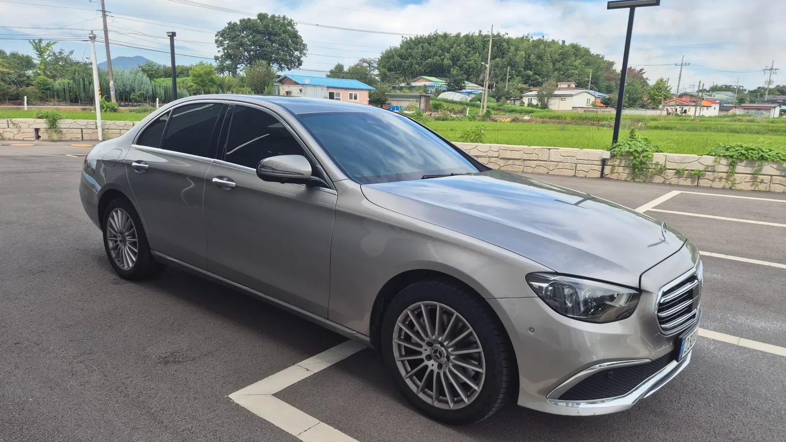 Mercedes-Benz Classe E E220d 4MATIC Exclusive (W213) 2023 — photo 1 sur 26