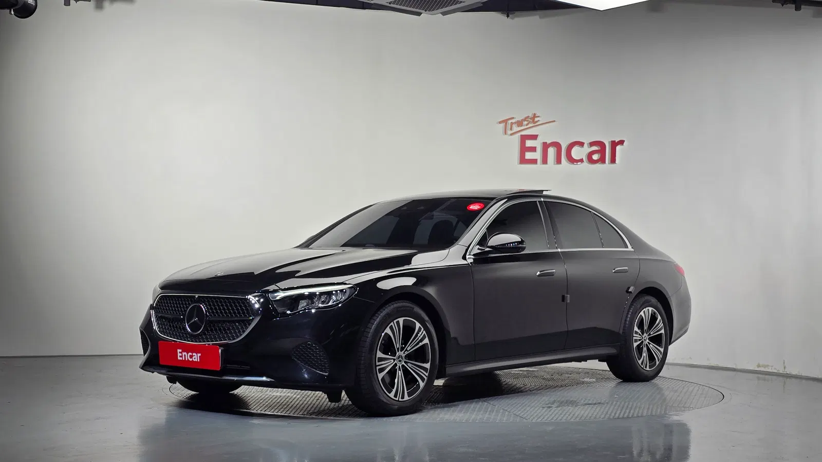Mercedes-Benz Classe E E200 Avantgarde (W214) 2026 — photo 1 sur 30