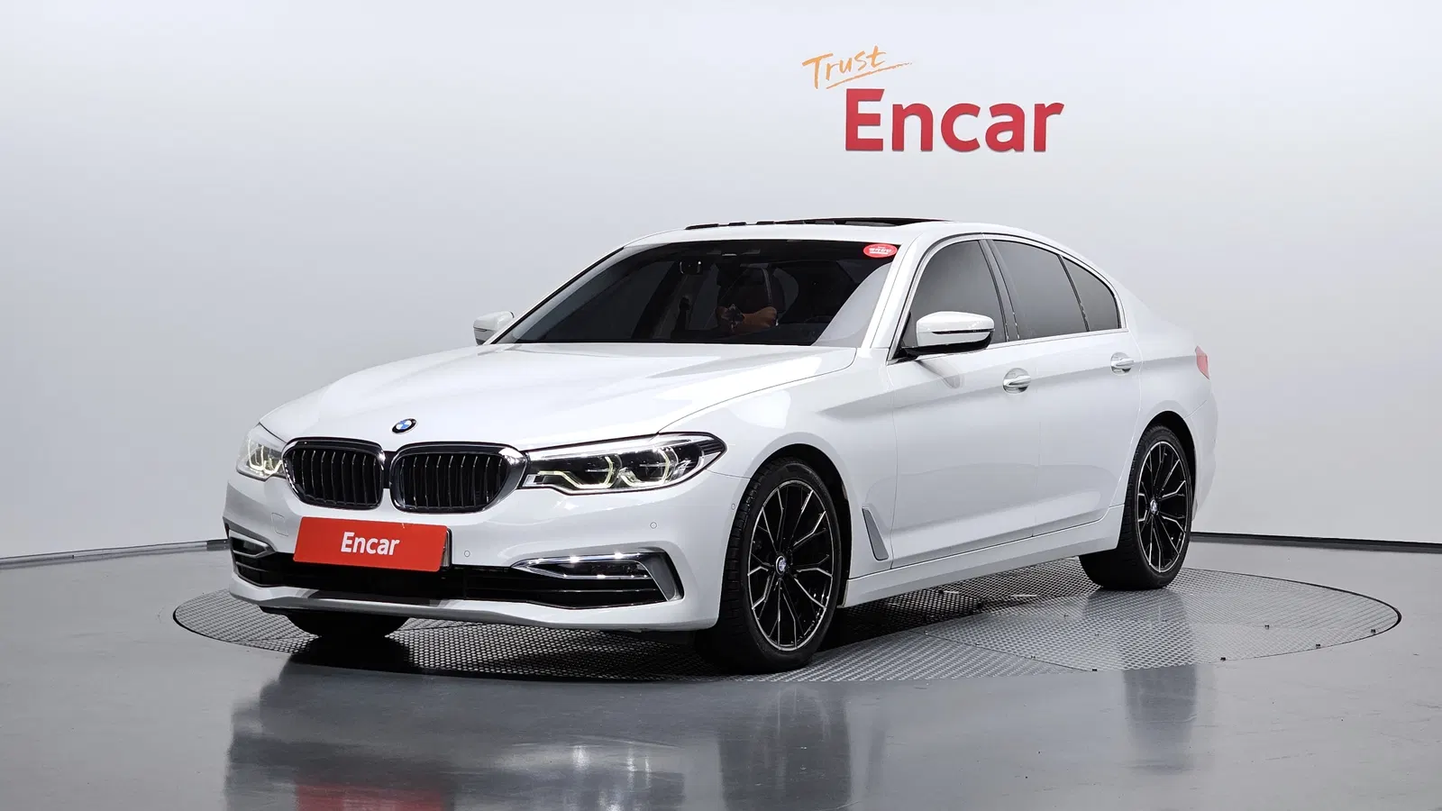BMW Série 5 (G30) 520d Luxury Plus 2018 — photo 1 sur 20
