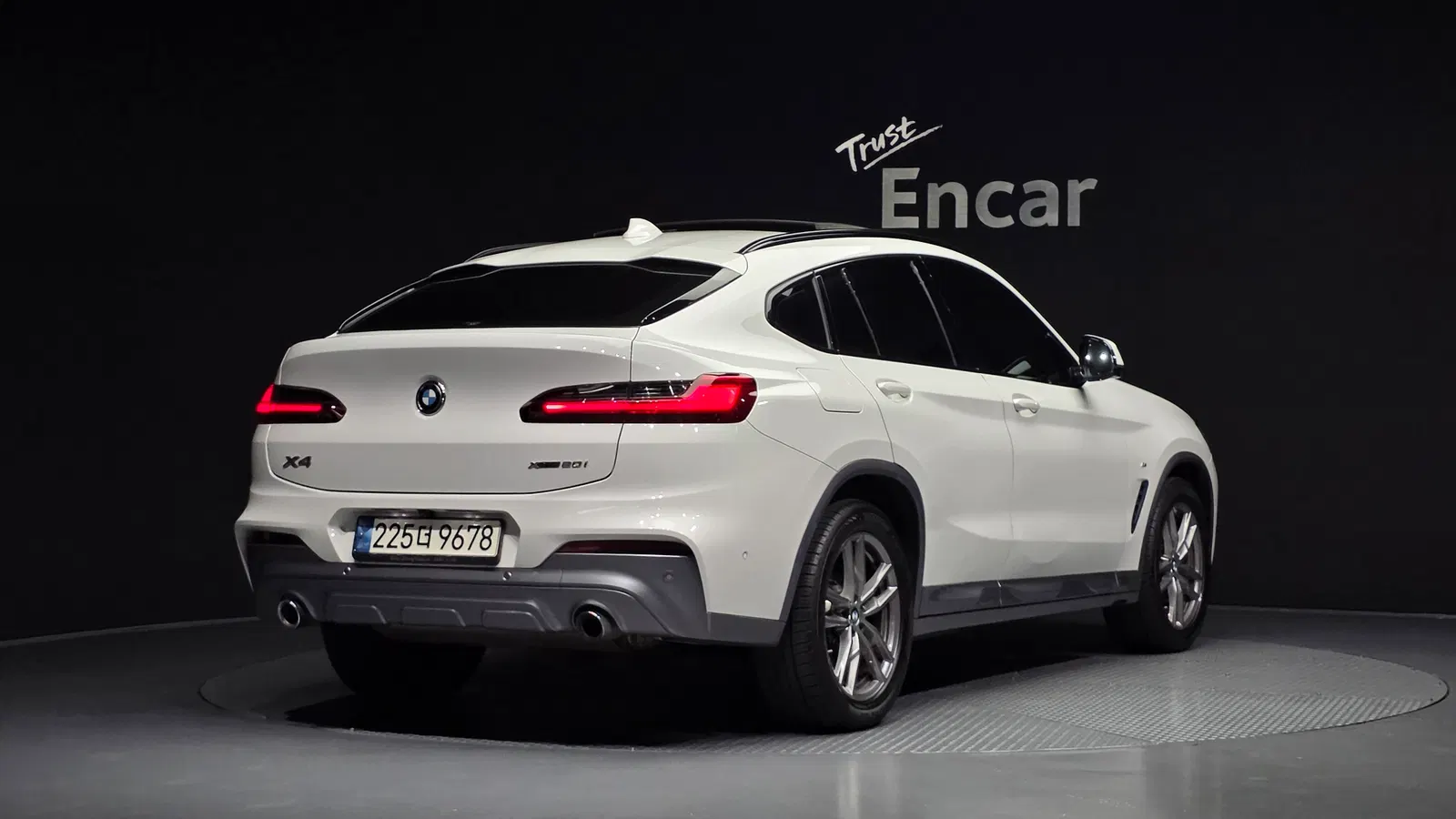 BMW X4 (G02) xDrive20i M Sport X OnLine Exclusive Edition 2021 — photo 1 sur 33