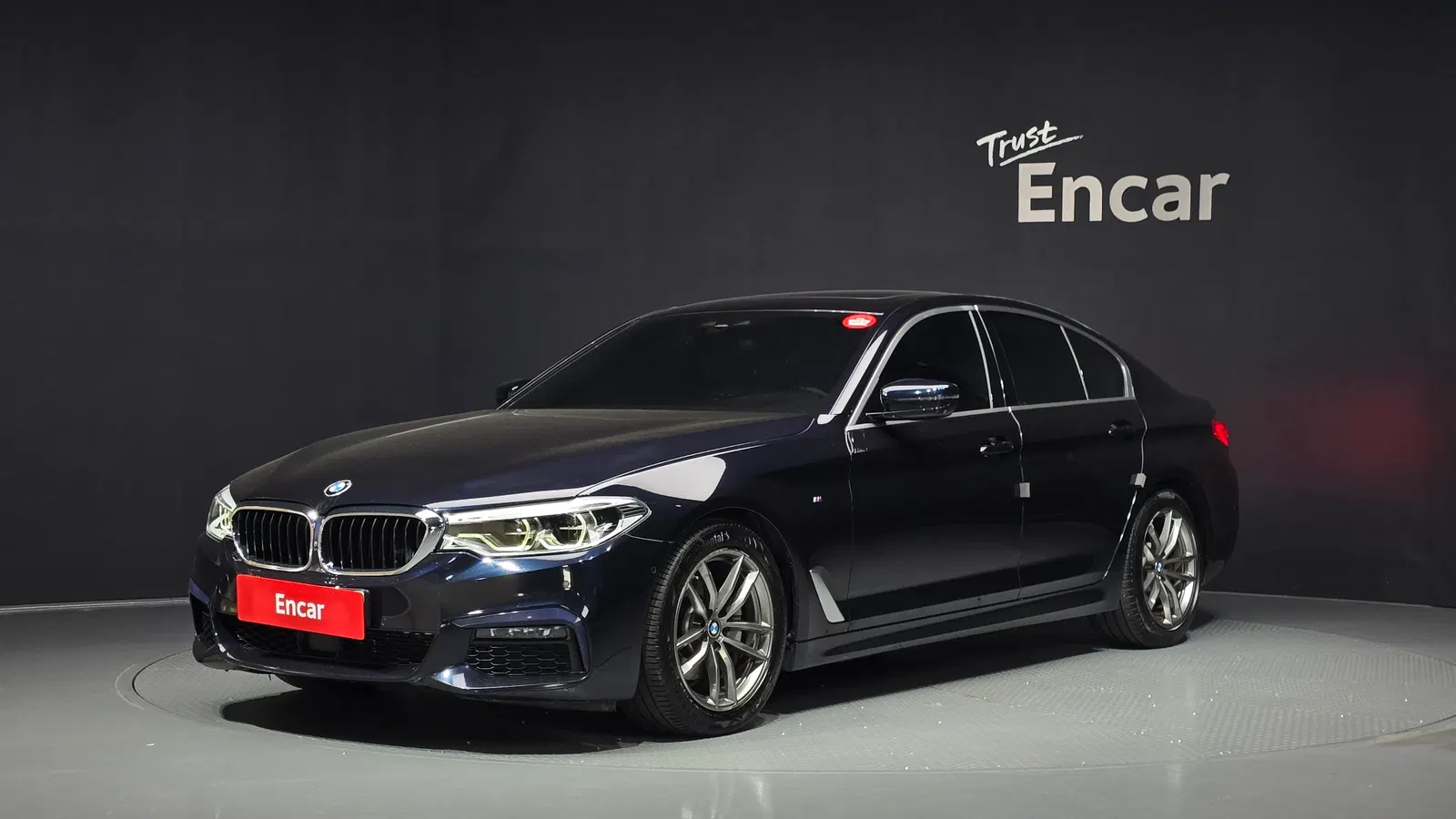 BMW Série 5 (G30) 520d M Sport Plus 2020 — photo 1 sur 20