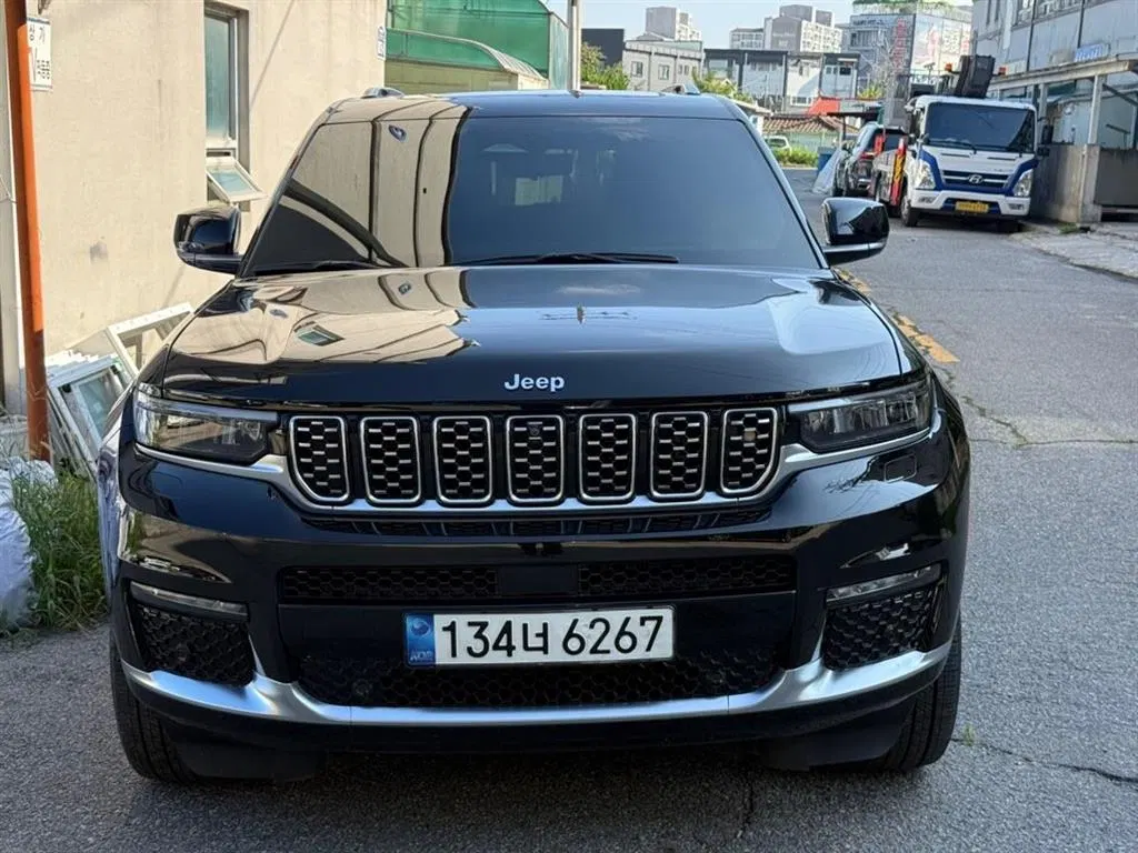 Jeep Grand Cherokee(WL) L 3.6 Summit Reserve 2022 — photo 1 sur 26