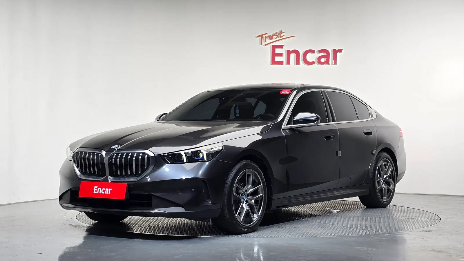 BMW Série 5 (G60) 520i 2024 — photo 1 sur 32
