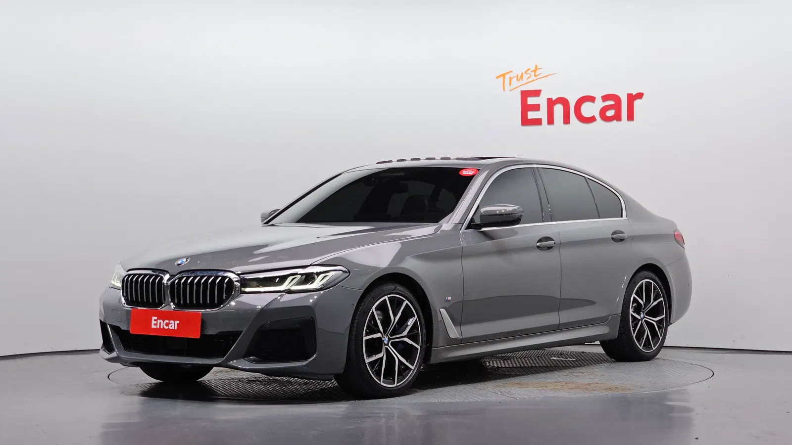 BMW Série 5 (G30) 530i M Sport 2022 — photo 1 sur 37