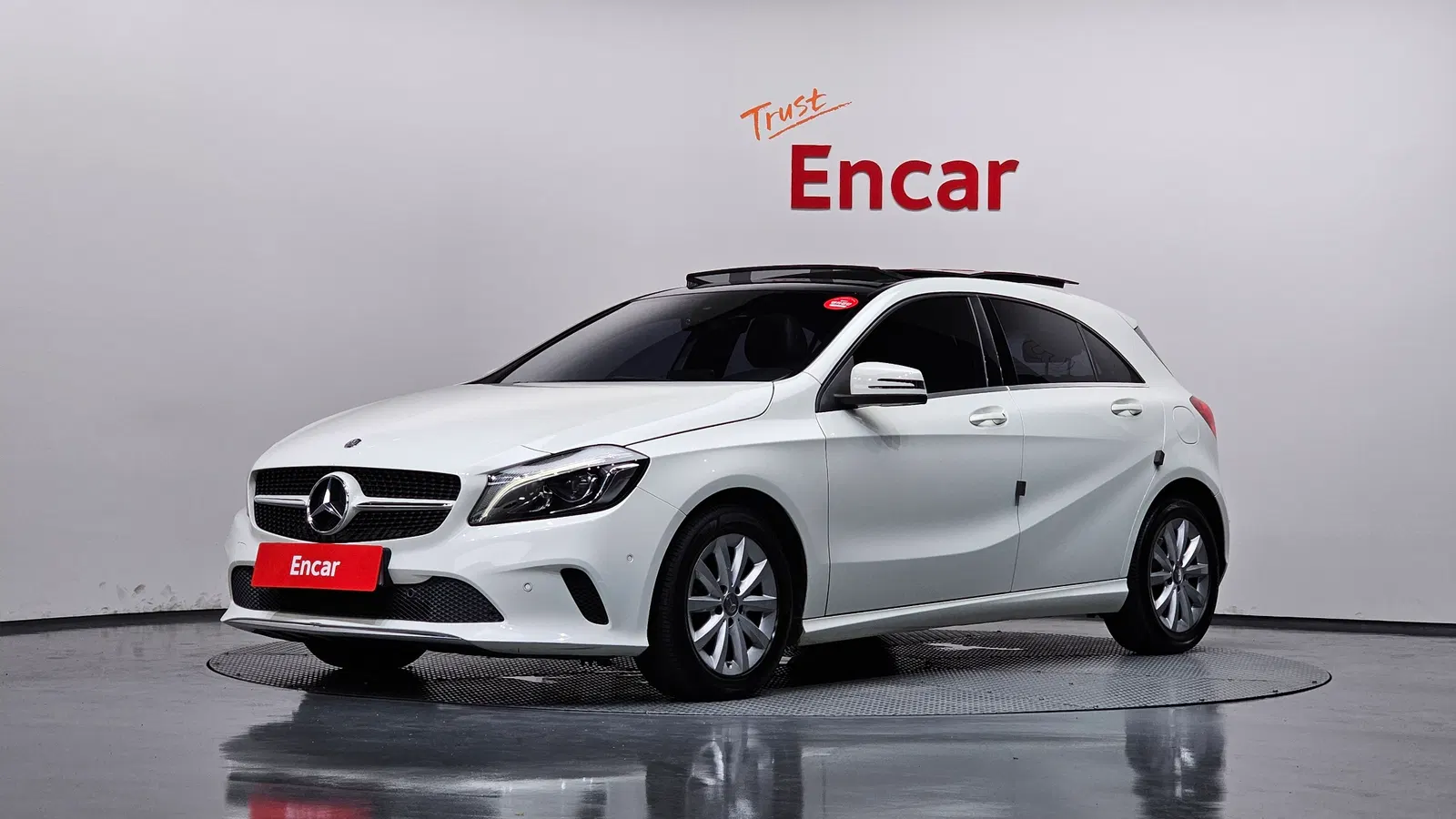 Mercedes-Benz Classe A A200 (W176) 2016 — photo 1 sur 26