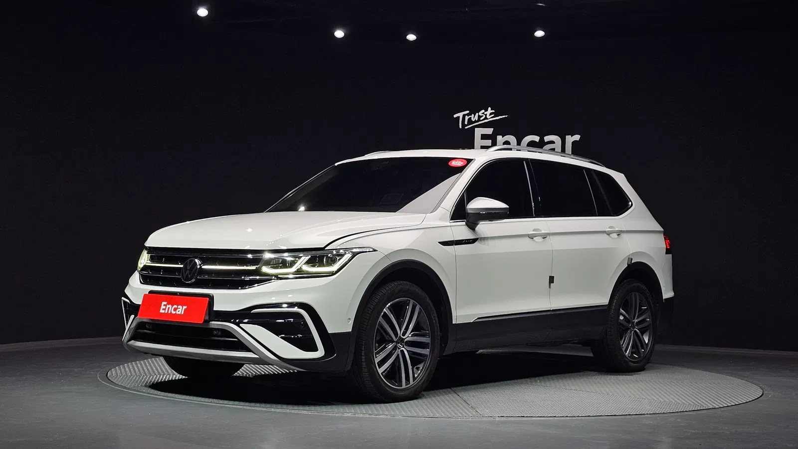 Volkswagen Tiguan Allspace 2.0 TSI Prestige 2023 — photo 1 sur 35