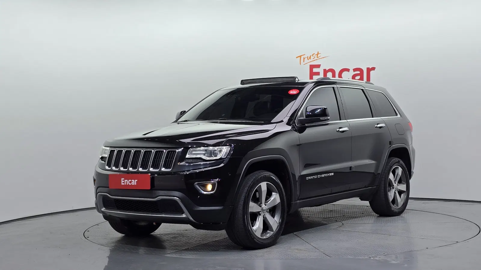 Jeep Grand Cherokee 3.6 Overland 2015 — photo 1 sur 20