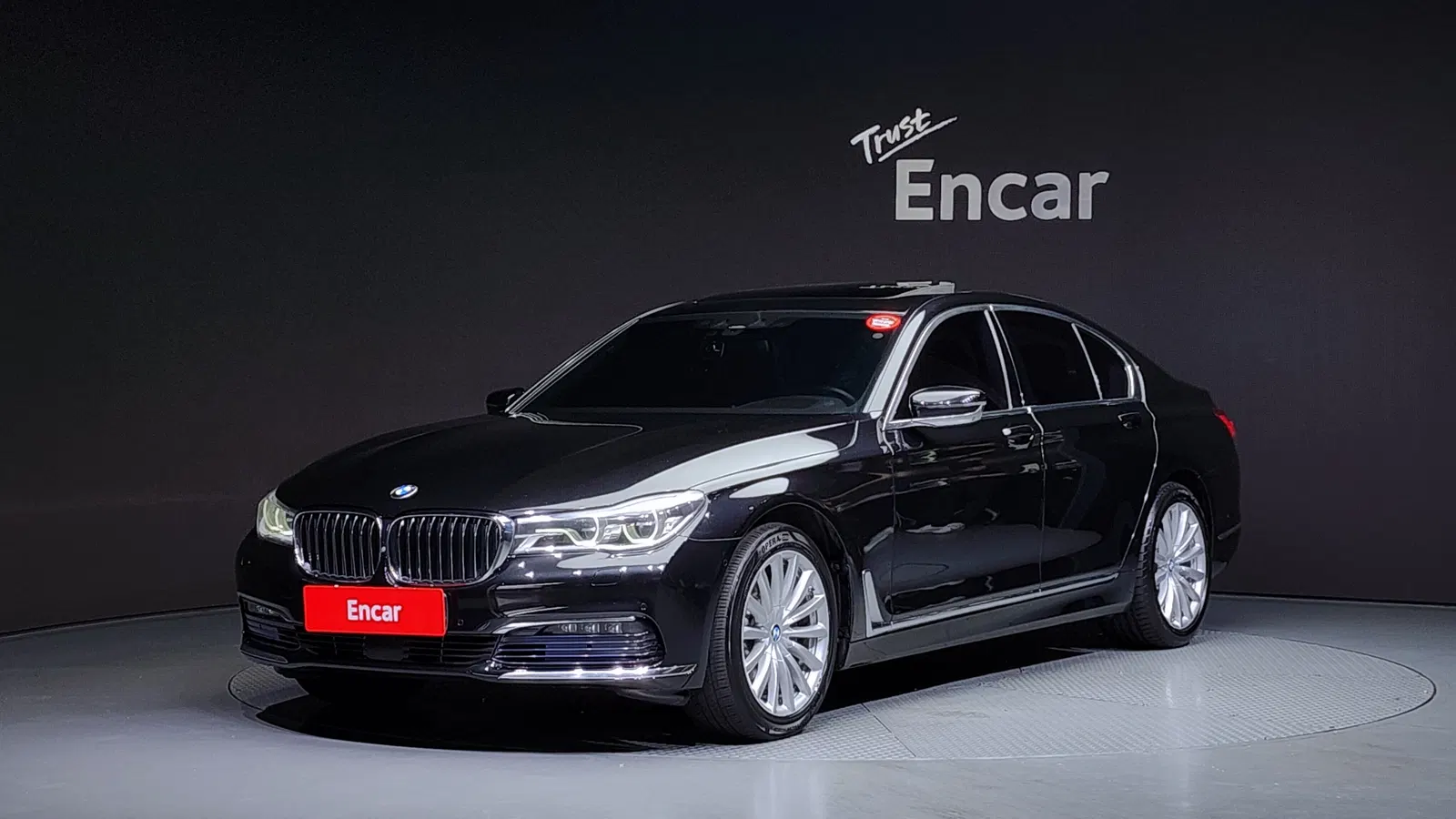 BMW Série 7 (G11) 730d xDrive 2016 — photo 1 sur 20
