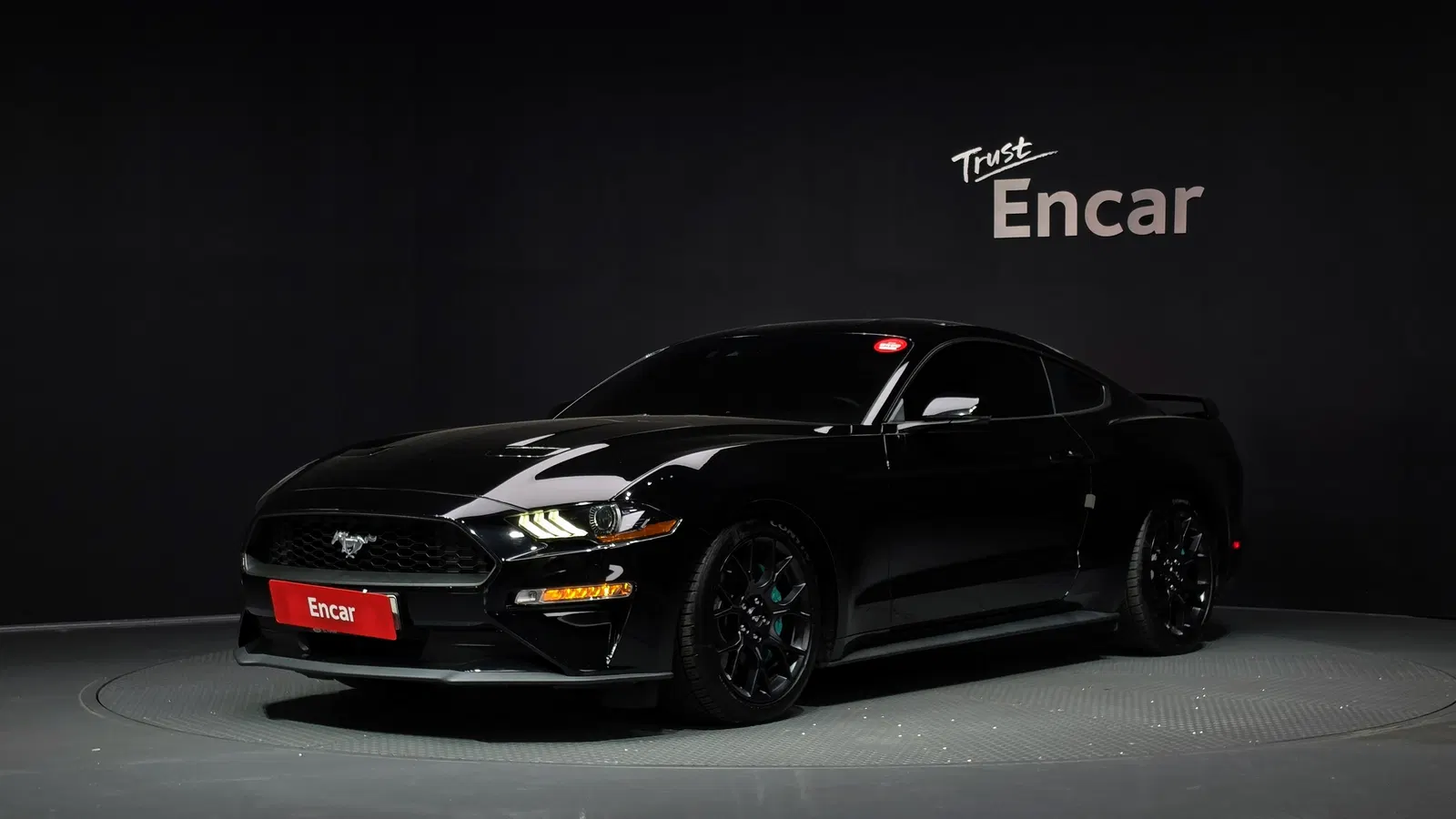 Ford Mustang Coupé 2019 — photo 1 sur 31