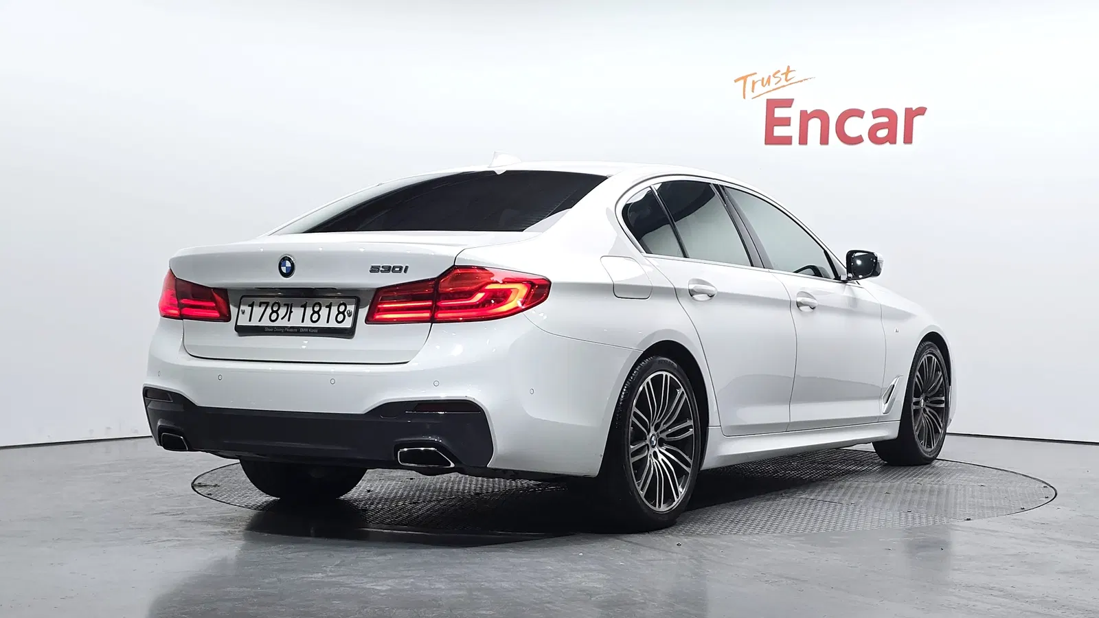 BMW Série 5 (G30) 530i M Sport Plus 2020 — photo 1 sur 33