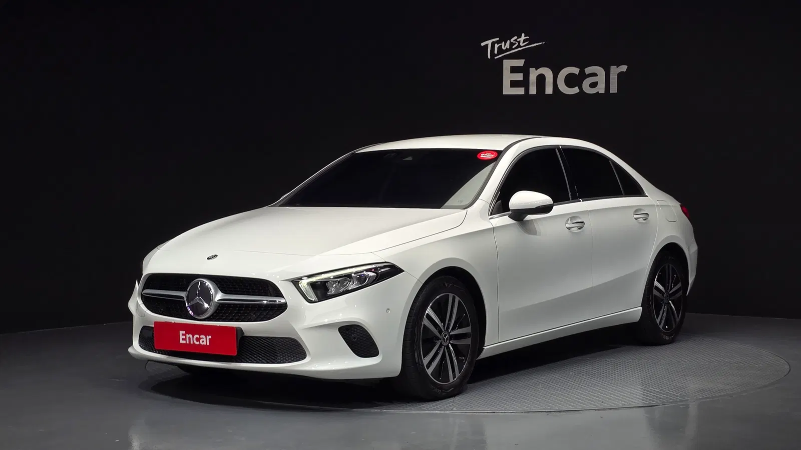 Mercedes-Benz Classe A A220 Berline (W177) 2023 — photo 1 sur 20