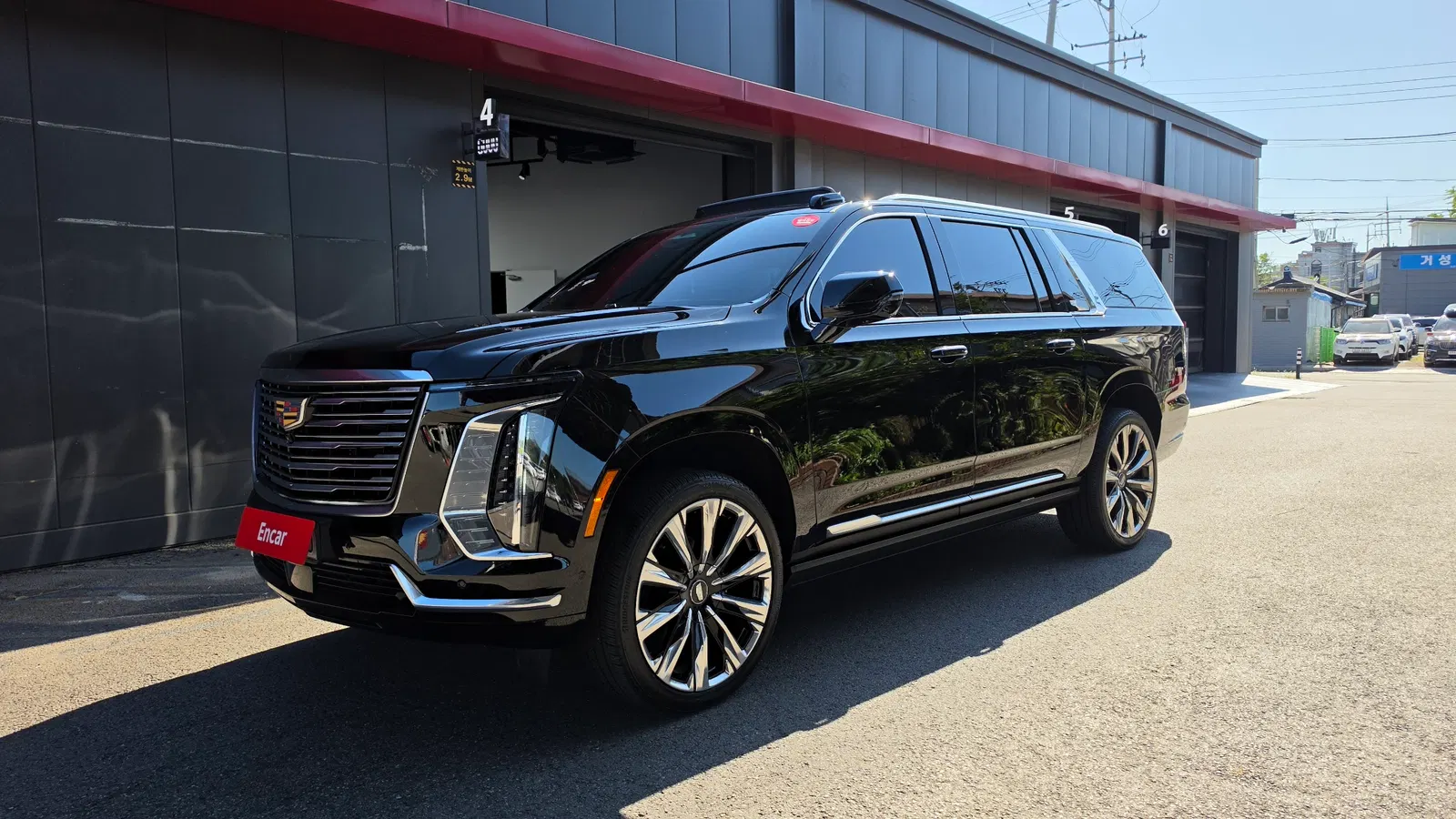 Cadillac Escalade 5e génération 6.2 ESV 2026 importée par Kaizen Motors