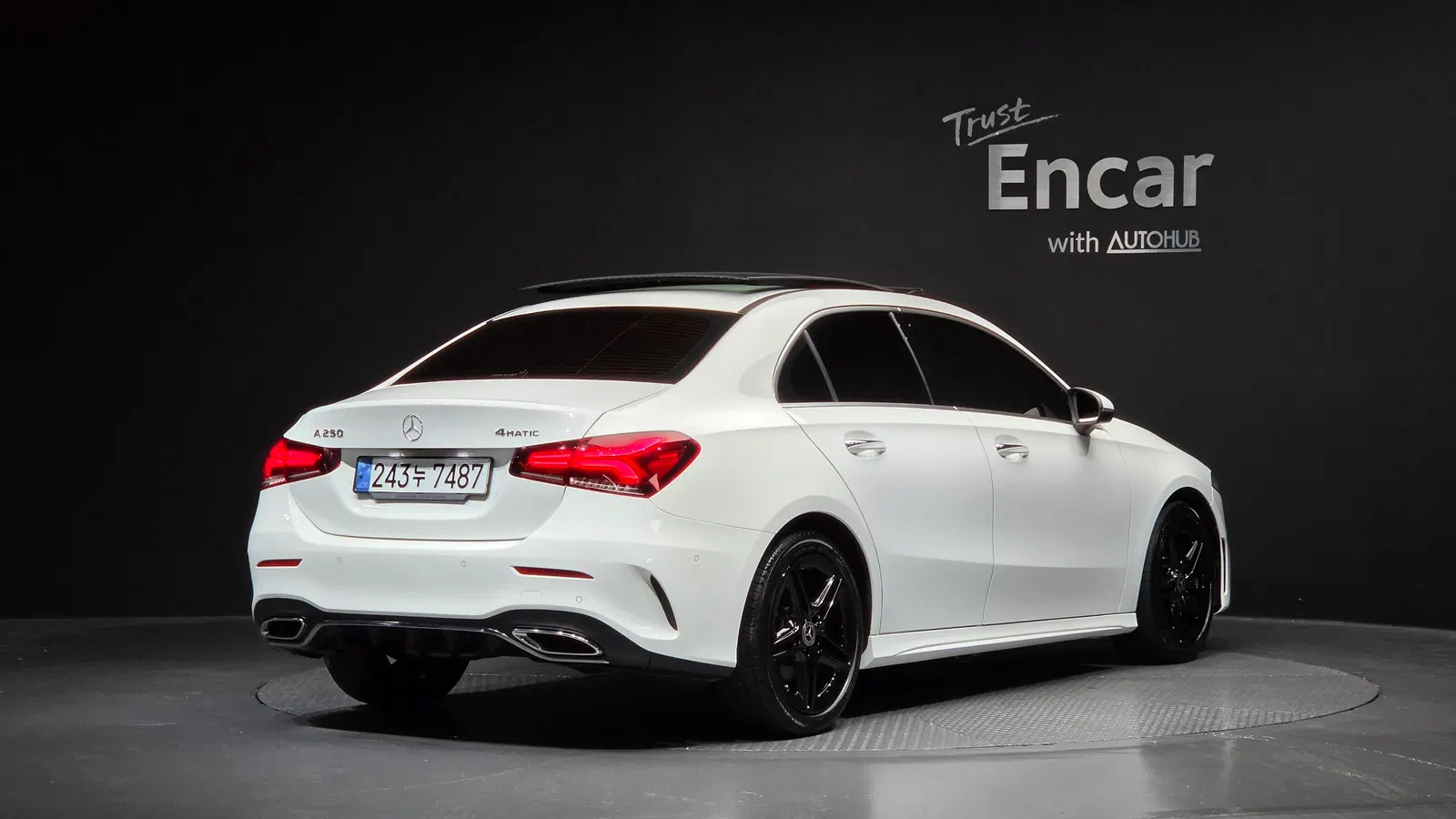 Mercedes-Benz Classe A A250 4MATIC Berline (W177) 2022 — photo 1 sur 33