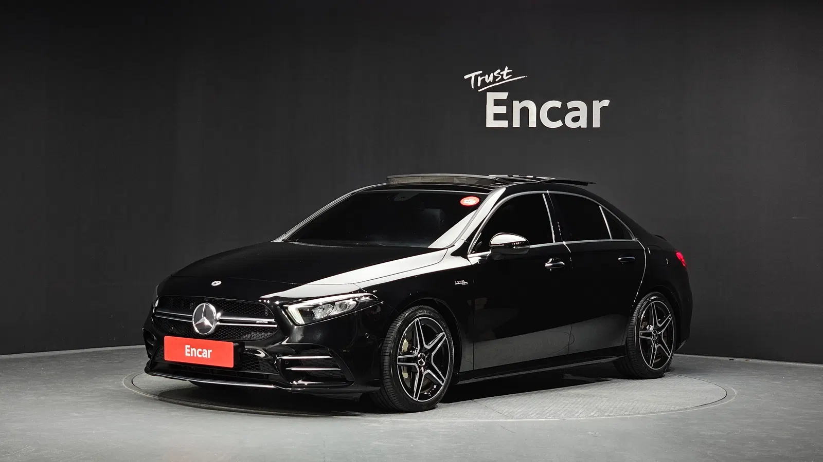 Mercedes-AMG Classe A A35 4MATIC Berline (W177) 2021 — photo 1 sur 35