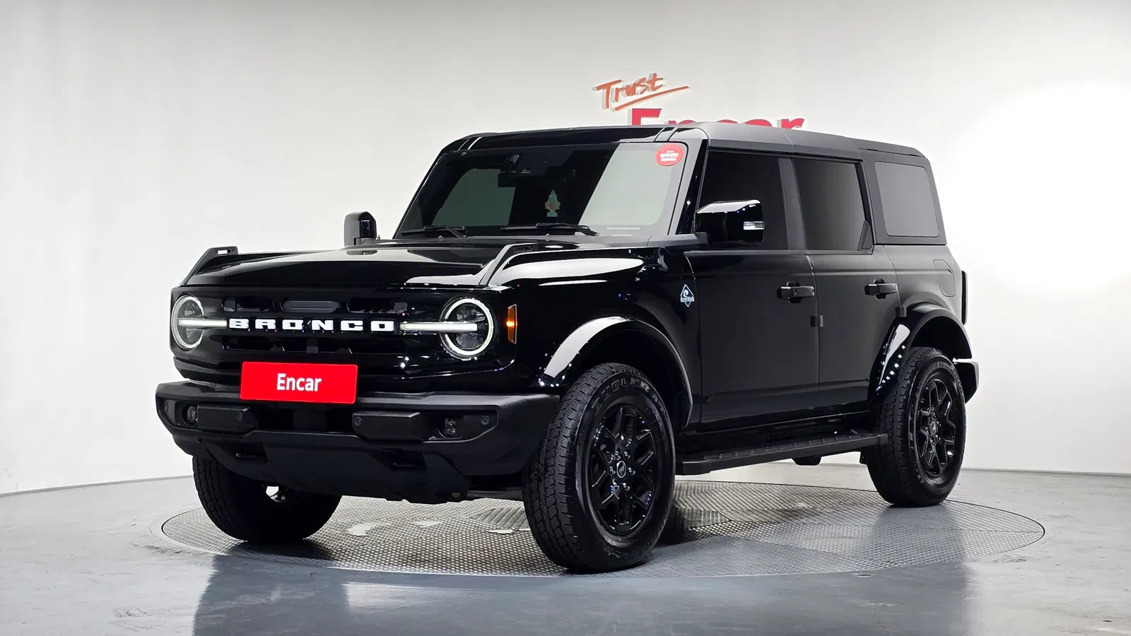 Ford Bronco 6e génération 2.7 Outer Banks 2023 — photo 1 sur 30
