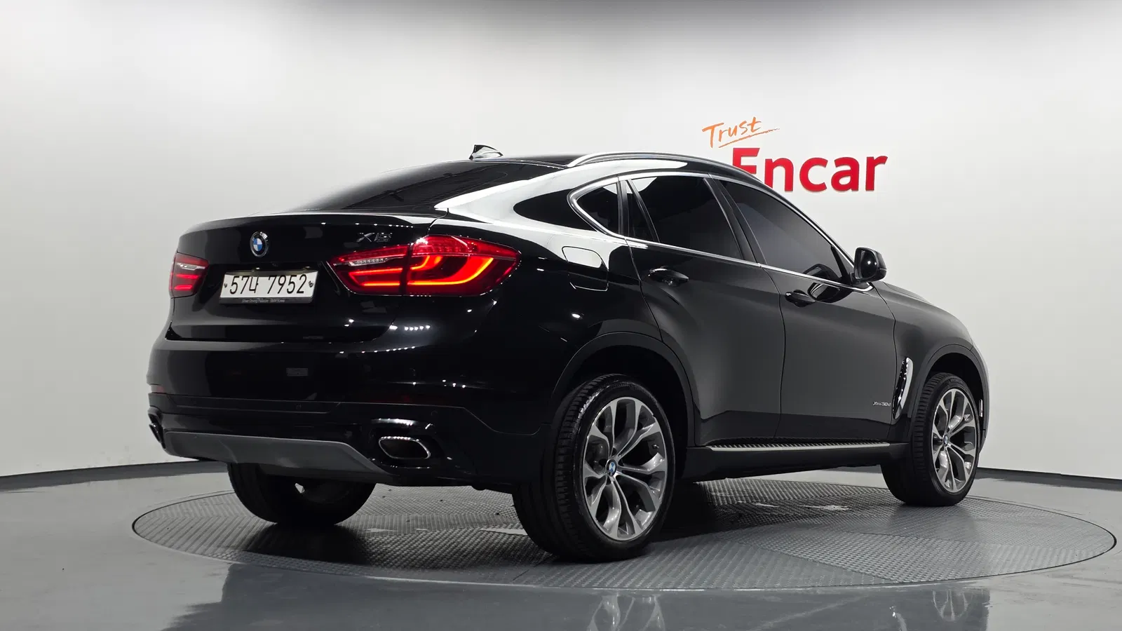 BMW X6 (F16) xDrive 30d 2018 — photo 1 sur 35