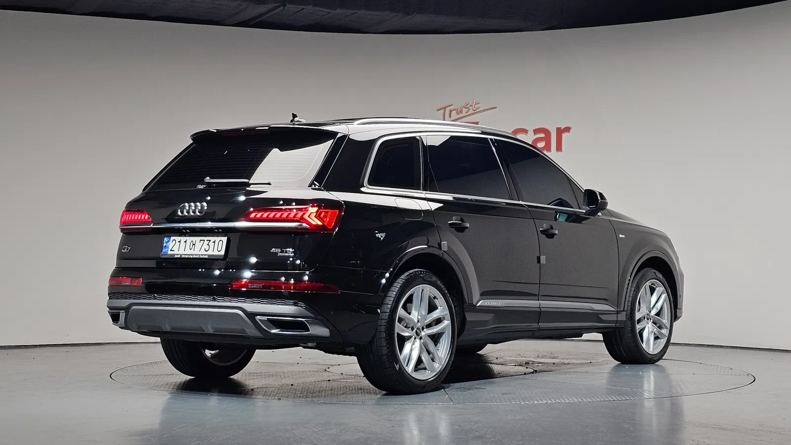Audi Q7 (4M) 45 TDI Quattro Premium 2023 — photo 1 sur 36