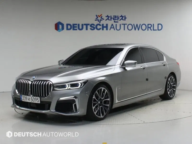 BMW Série 7 (G11) 740Li xDrive M Sport 2021 — photo 1 sur 26