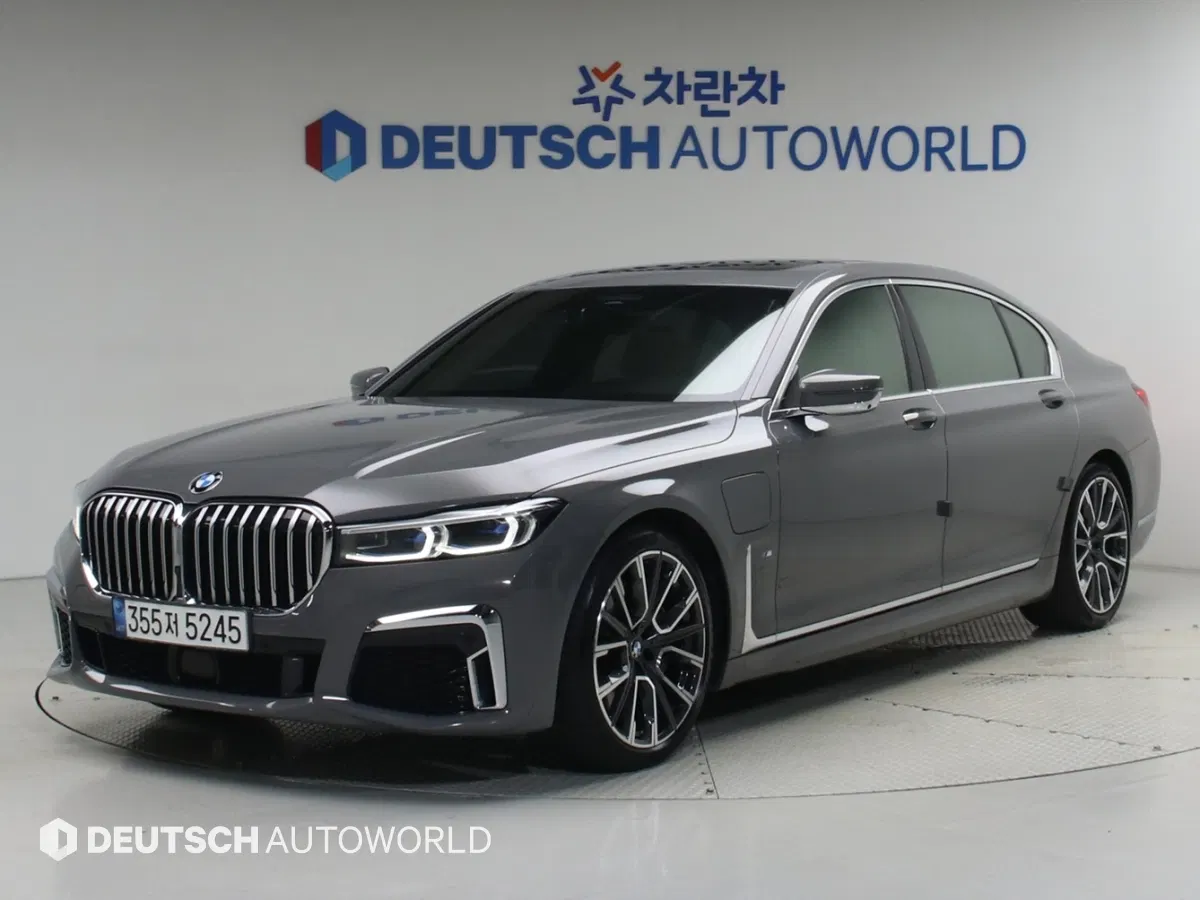 BMW Série 7 (G11) 745Le iPerformance M Sport 2021 — photo 1 sur 26