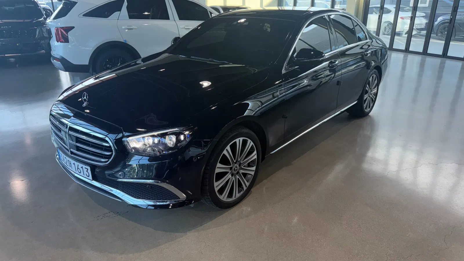 Mercedes-Benz Classe E E450 4MATIC Exclusive (W213) 2021 — photo 1 sur 26