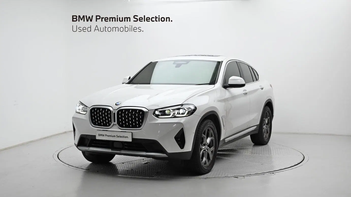 BMW X4 (G02) xDrive20i xLine 2022 — photo 1 sur 26