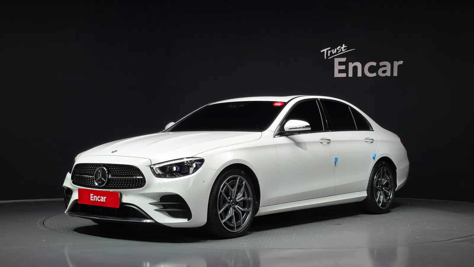 Mercedes-Benz Classe E AMG Line · E220d 4MATIC (W213) 2022 — photo 1 sur 34