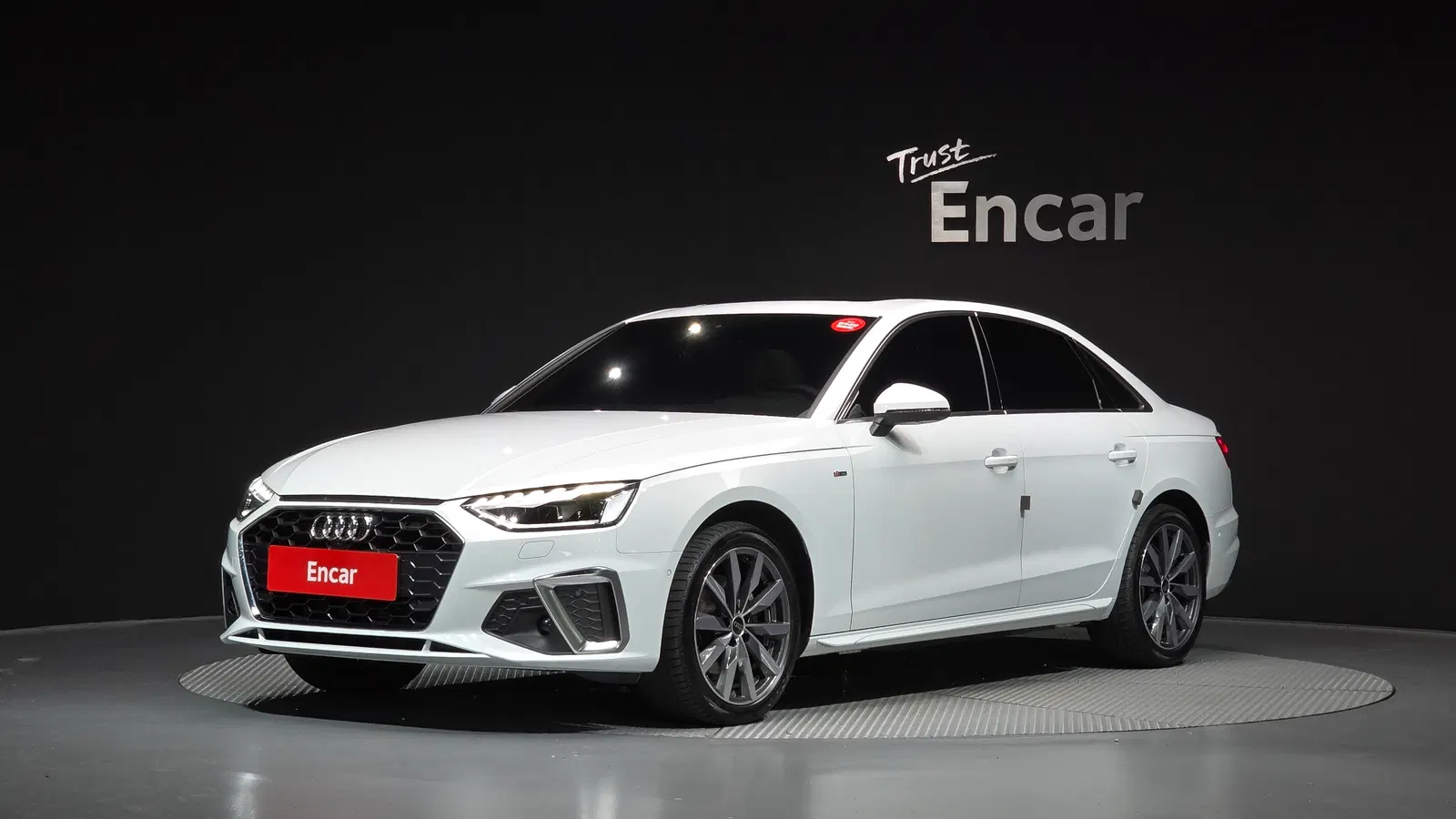 Audi A4 (B9) 40 TFSI Premium 2023 — photo 1 sur 34