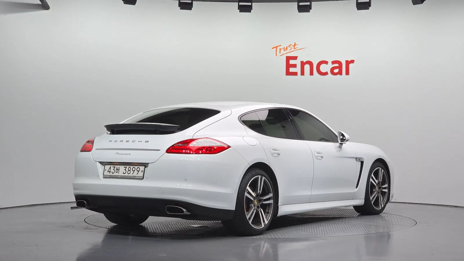 Porsche Panamera 3.0 Diesel 2013 — photo 1 sur 30