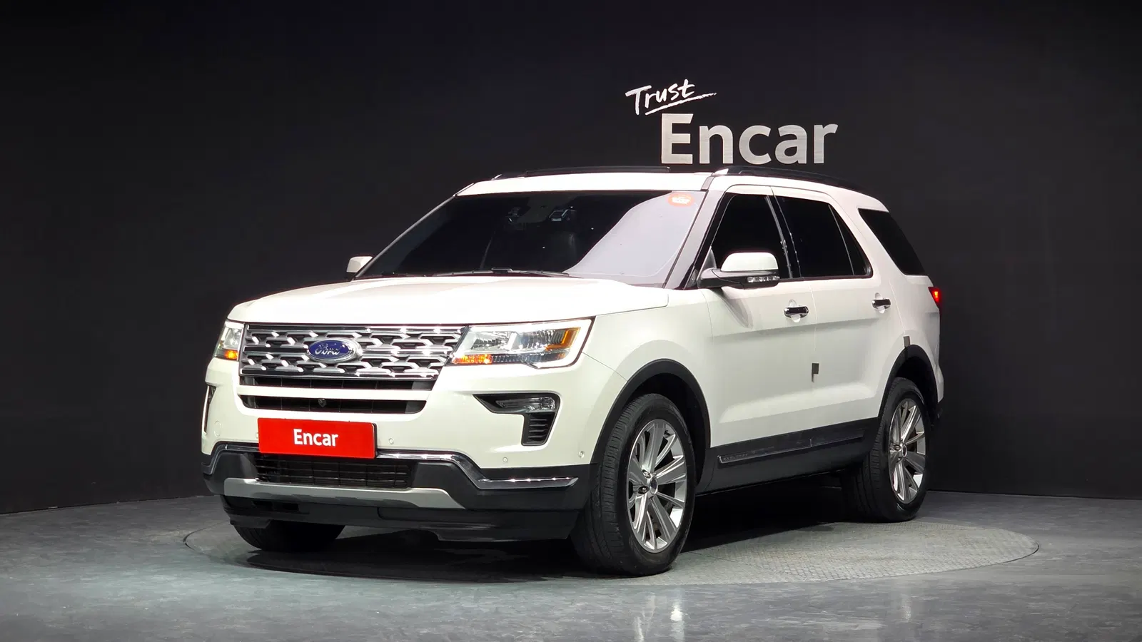 Ford Explorer 2.3 Limited 4WD 2019 — photo 1 sur 34
