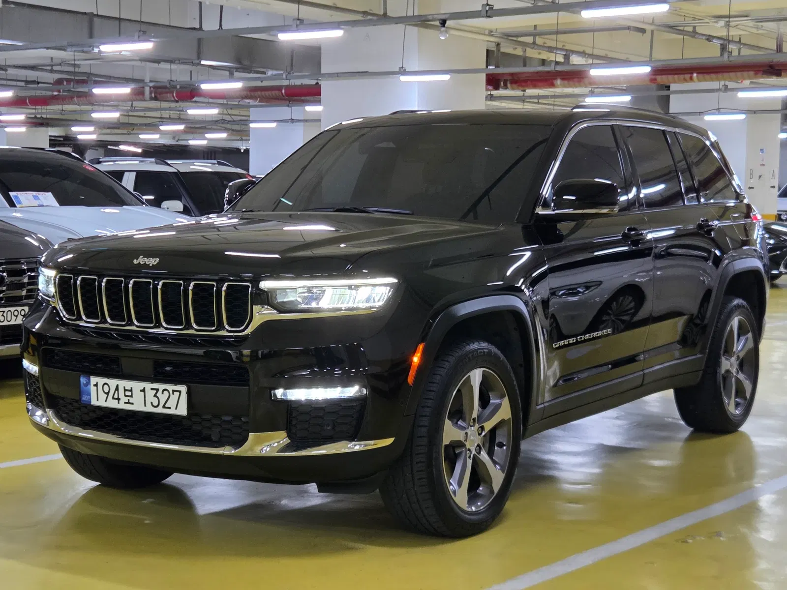 Jeep Grand Cherokee(WL) 3.6 Limited 2023 — photo 1 sur 26