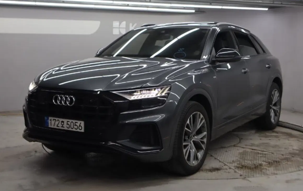 Audi Q8 (4M) 55 TFSI Quattro Premium 2022 — photo 1 sur 8